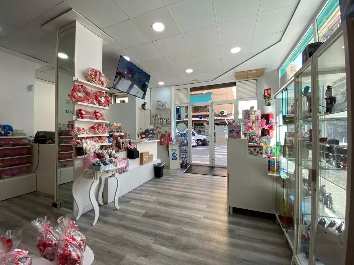 Show whatsapp image 2024 02 13 at 12.05.59  3 